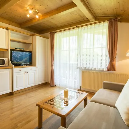 Апартаменты Golfappartements Бадгаштейн